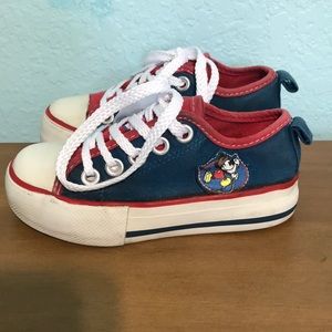 Mickey Mouse snickers